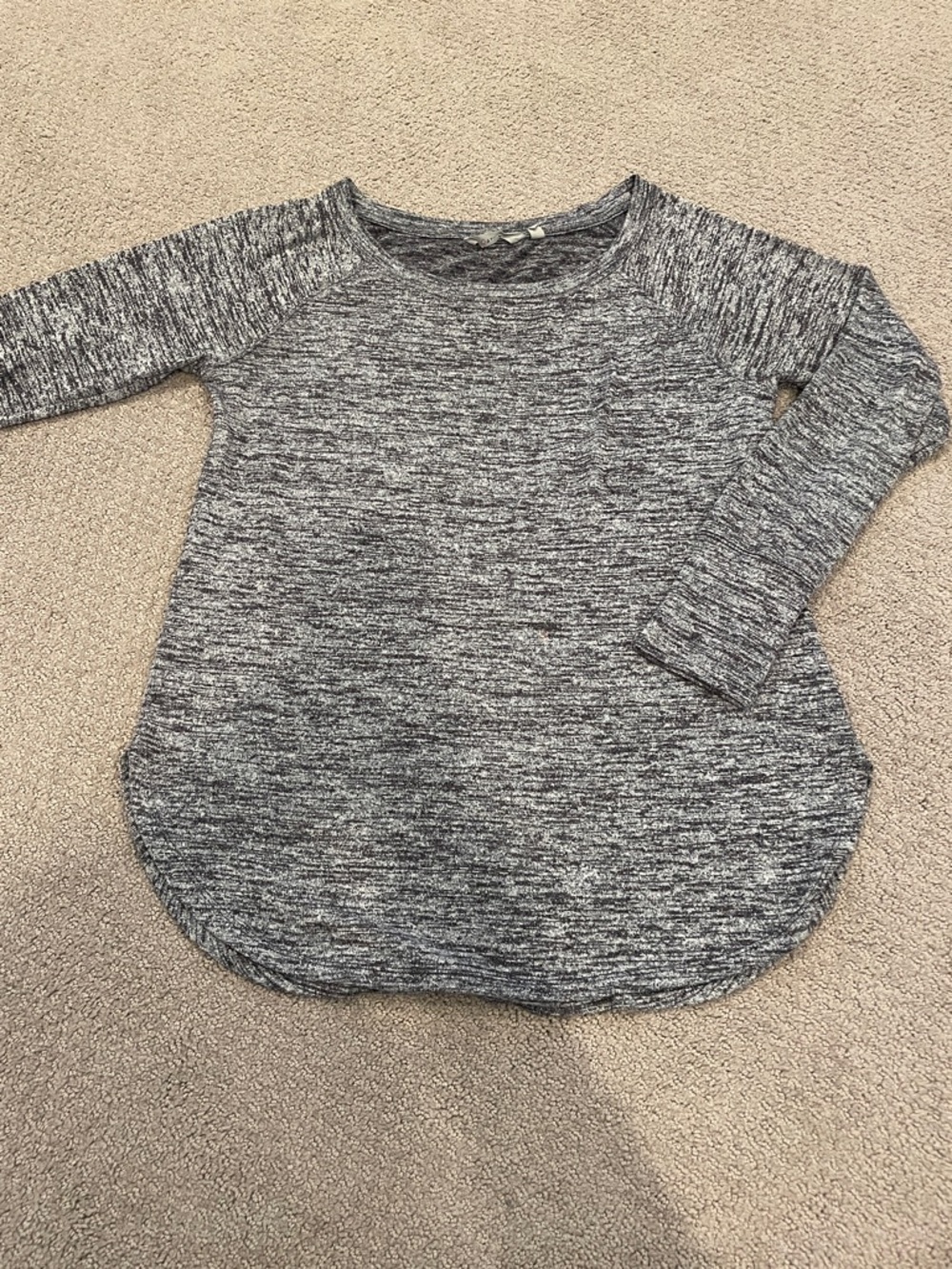 Athleta black/white Long Sleeve Top